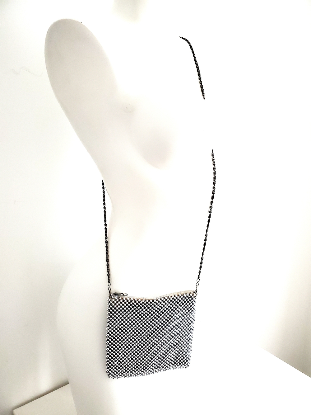 Silver Mesh Chain Crossbody Bag - Metallic Evening Clutch